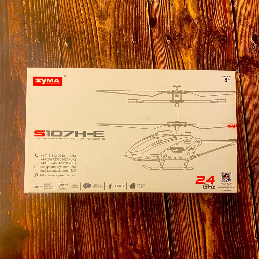 SYMA. S107H-E Remote control helicopter